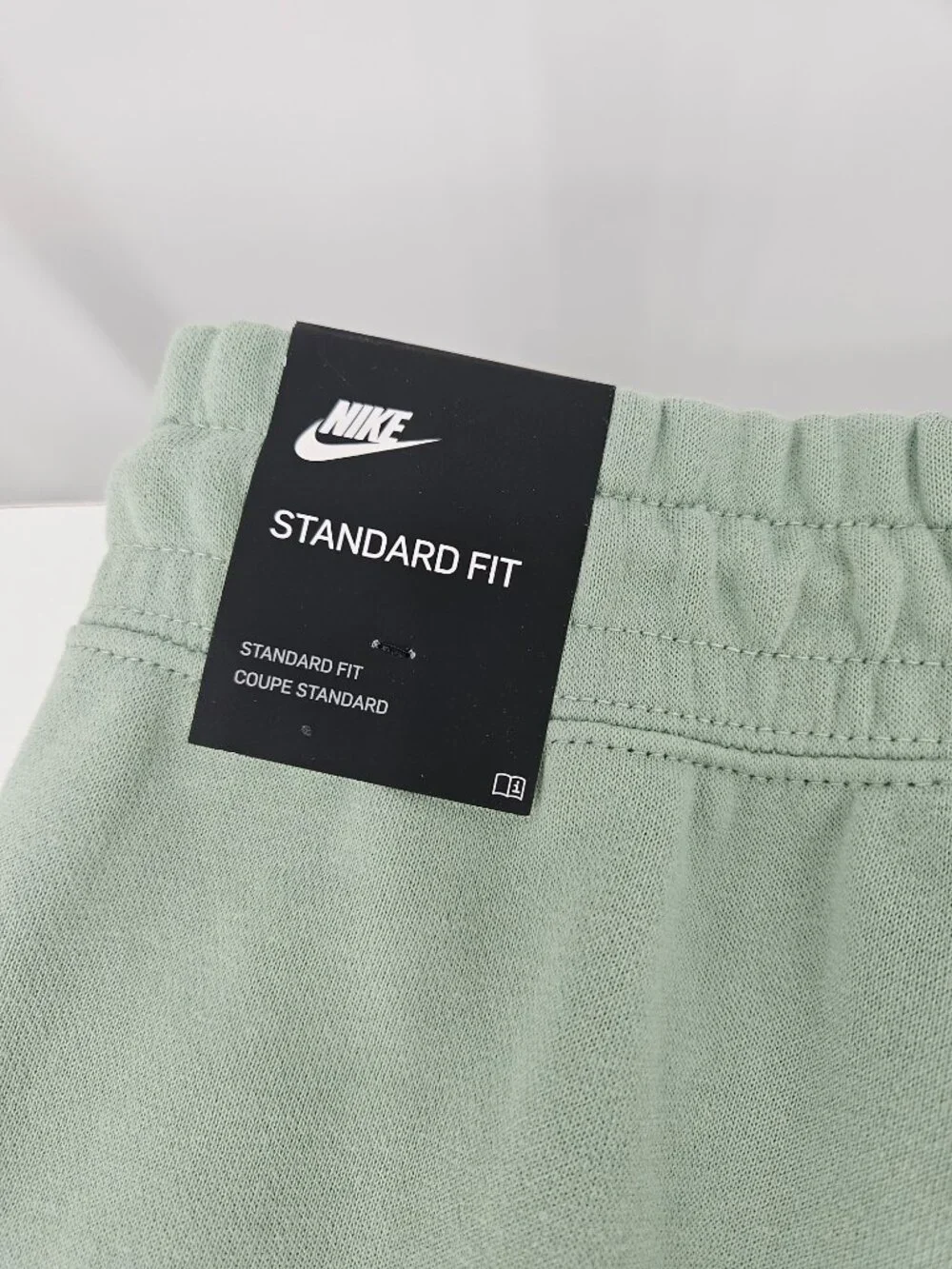 Nike Sportswear Drawstring Chrome Swoosh Shorts Green Women’s Size M NEW Active